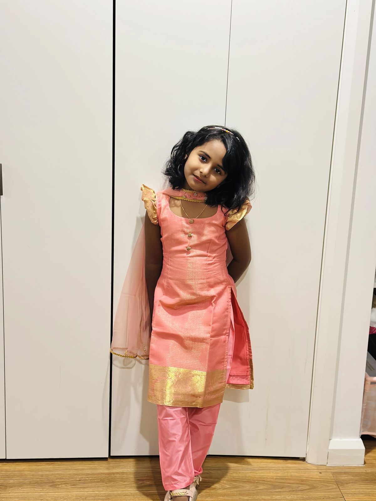  Girls' Pink and Gold Salwar Suit