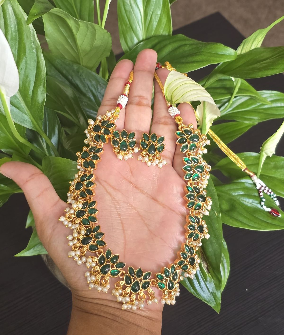 Emerald Green Floral Necklace with Pearl Drops