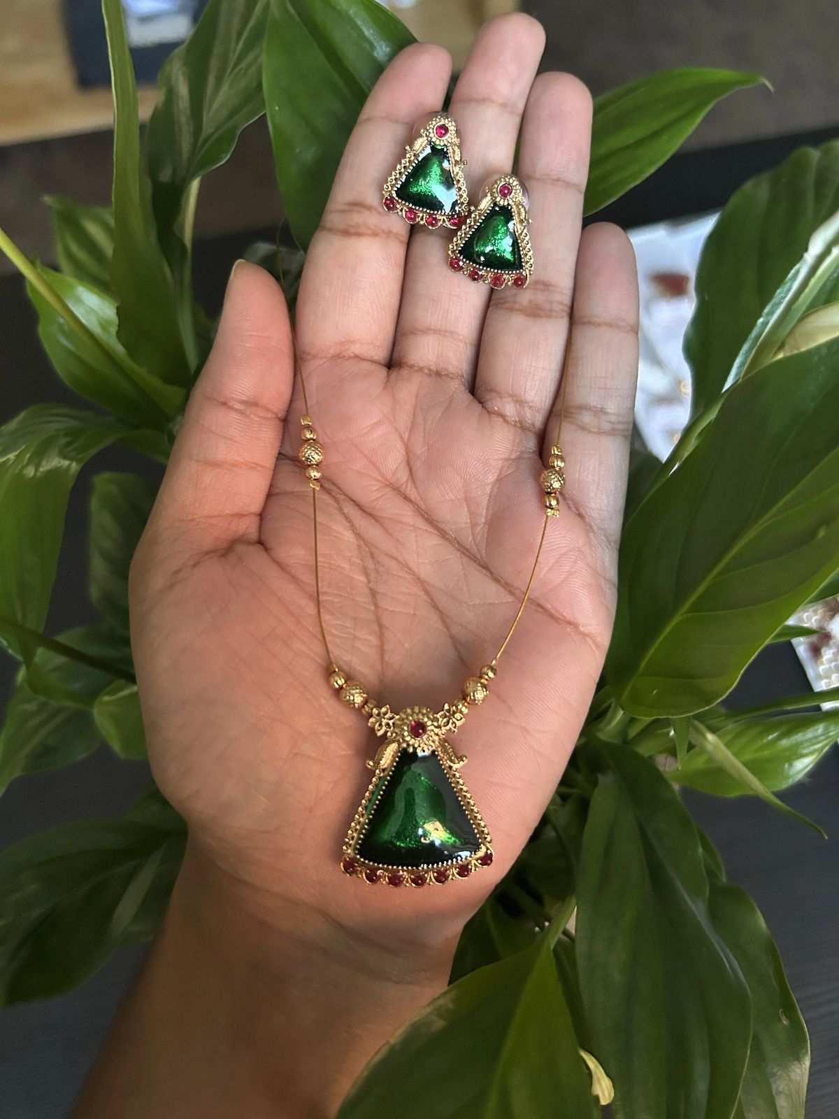 Emerald Triangle Necklace Set