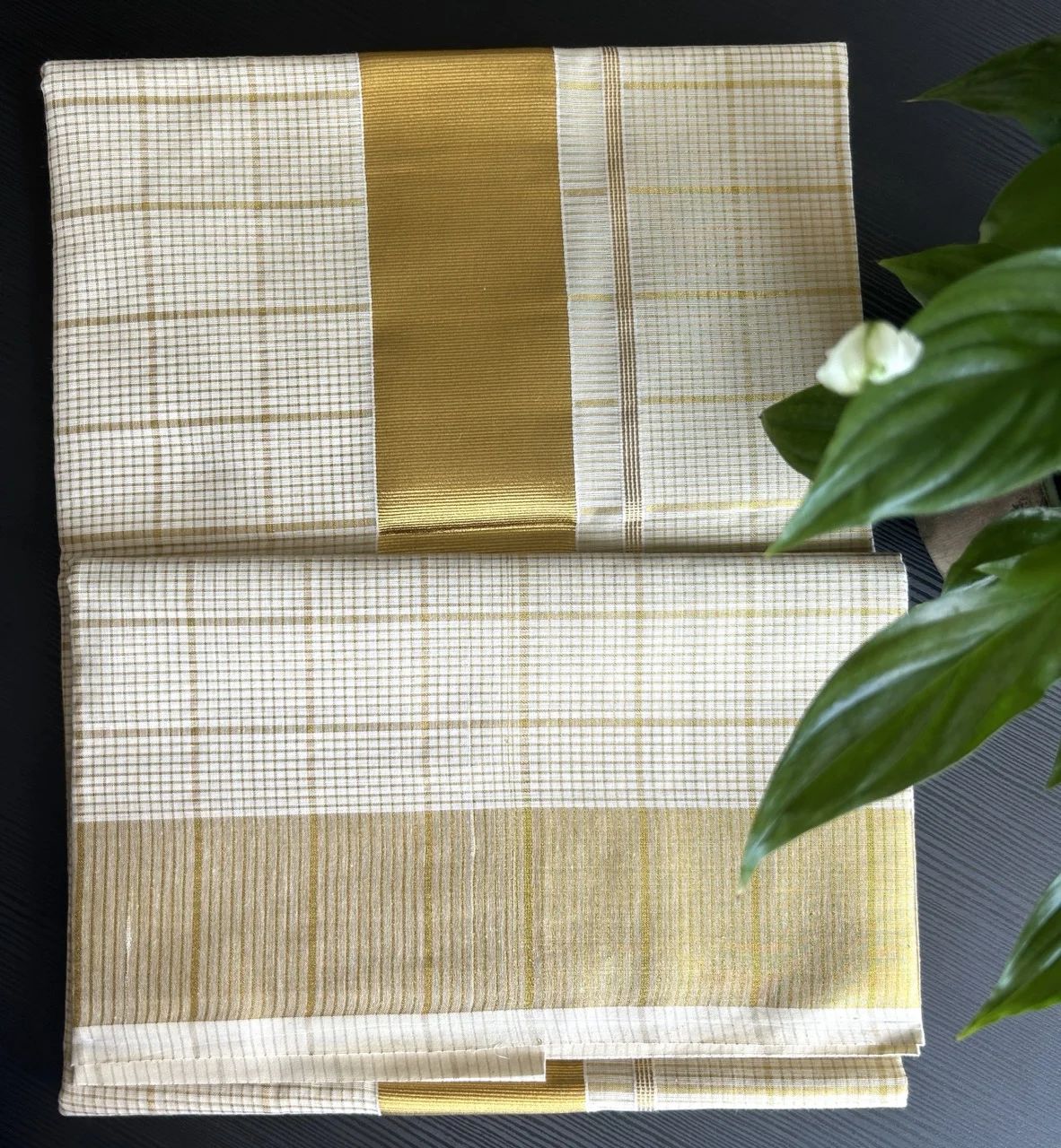 White and Gold Checked Kasavu Saree with Gold Zari Border - Image 2