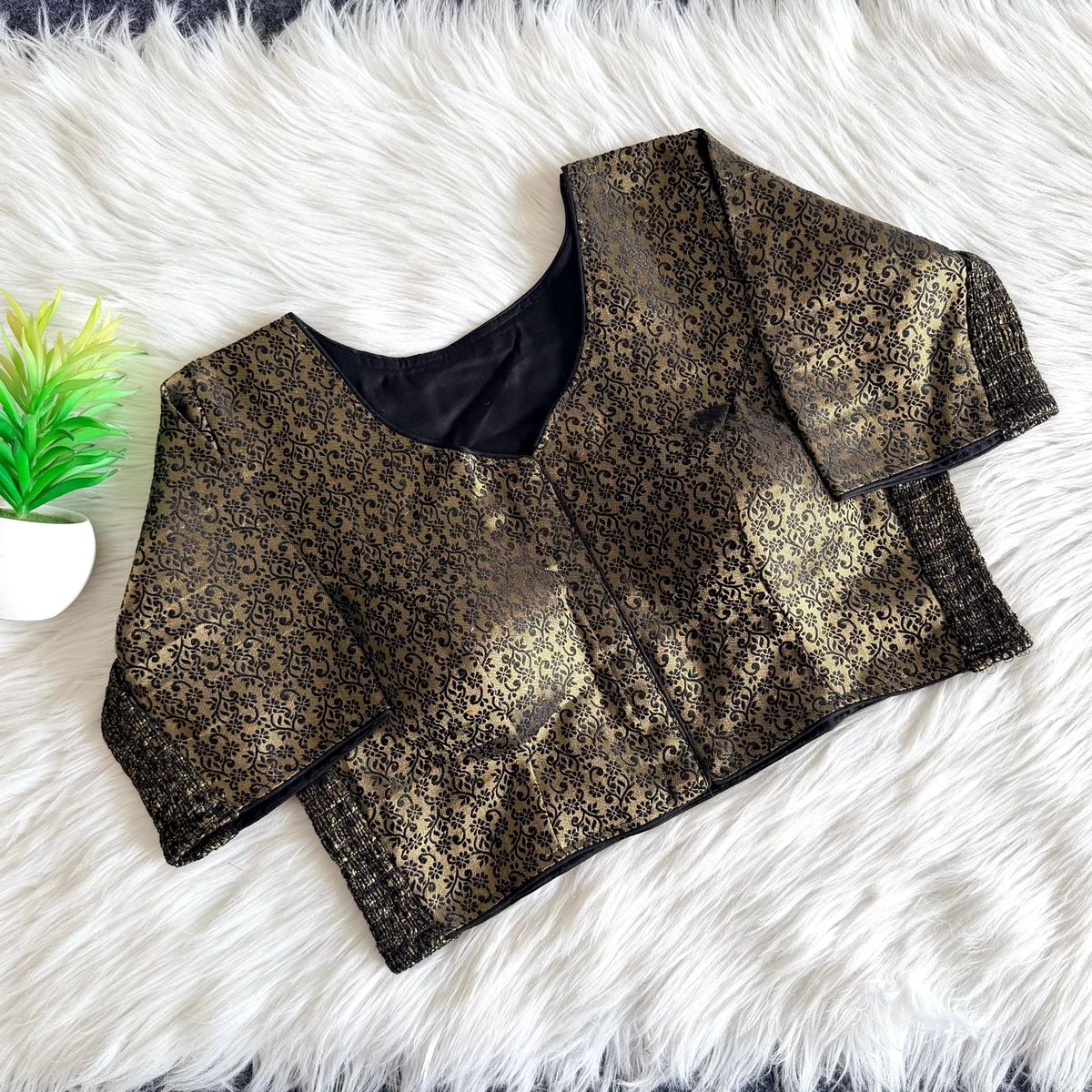 Stretchable Antique Gold & Black Floral Bouquet Blouse
