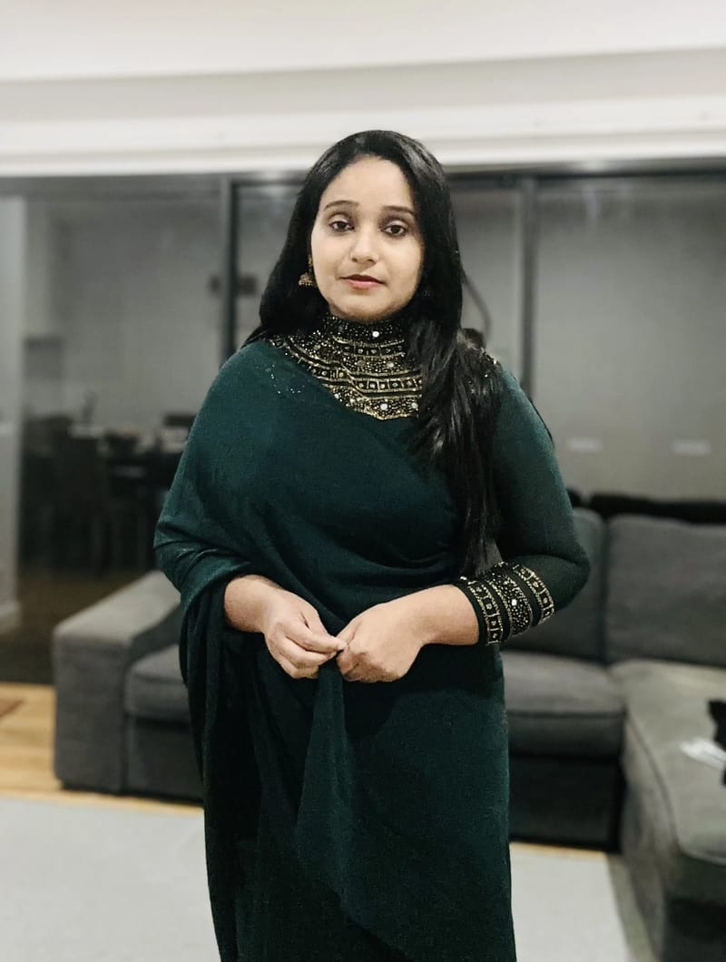  Embellished Collar Saree with Full Sleeves - Image 2