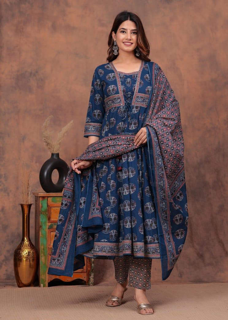 Indigo Blue Printed Kurta Set with Dupatta - Image 3