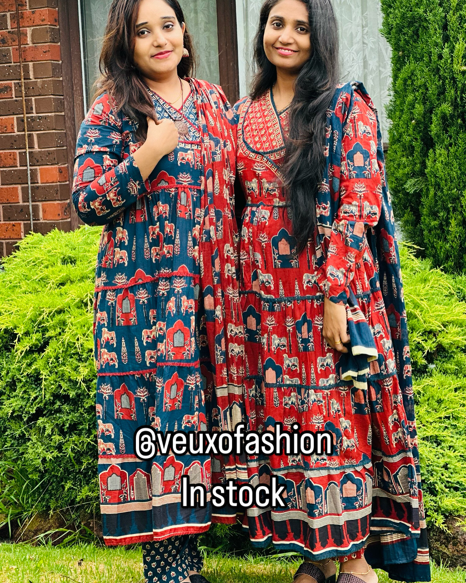 Vibrant Red & Blue Tiered Kurta Set - Image 2
