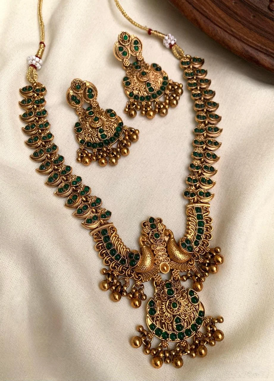 Antique Green Stone Peacock Necklace Set