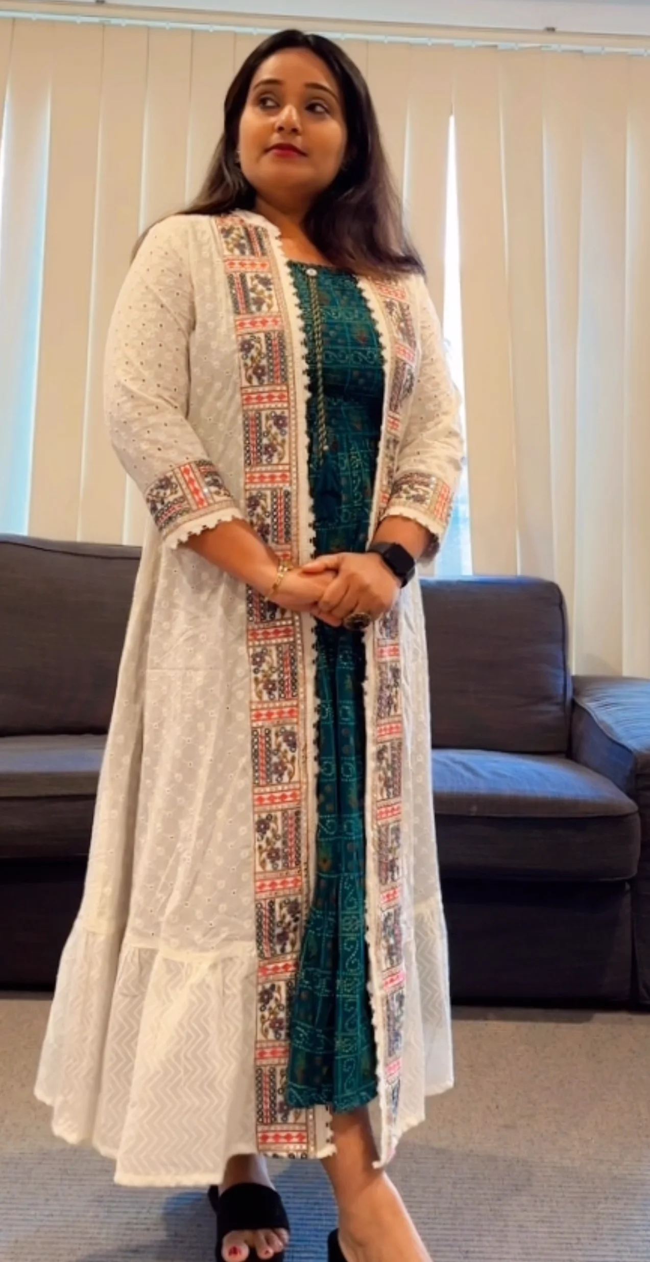 Printed Dress with Long White Shrug - Image 4