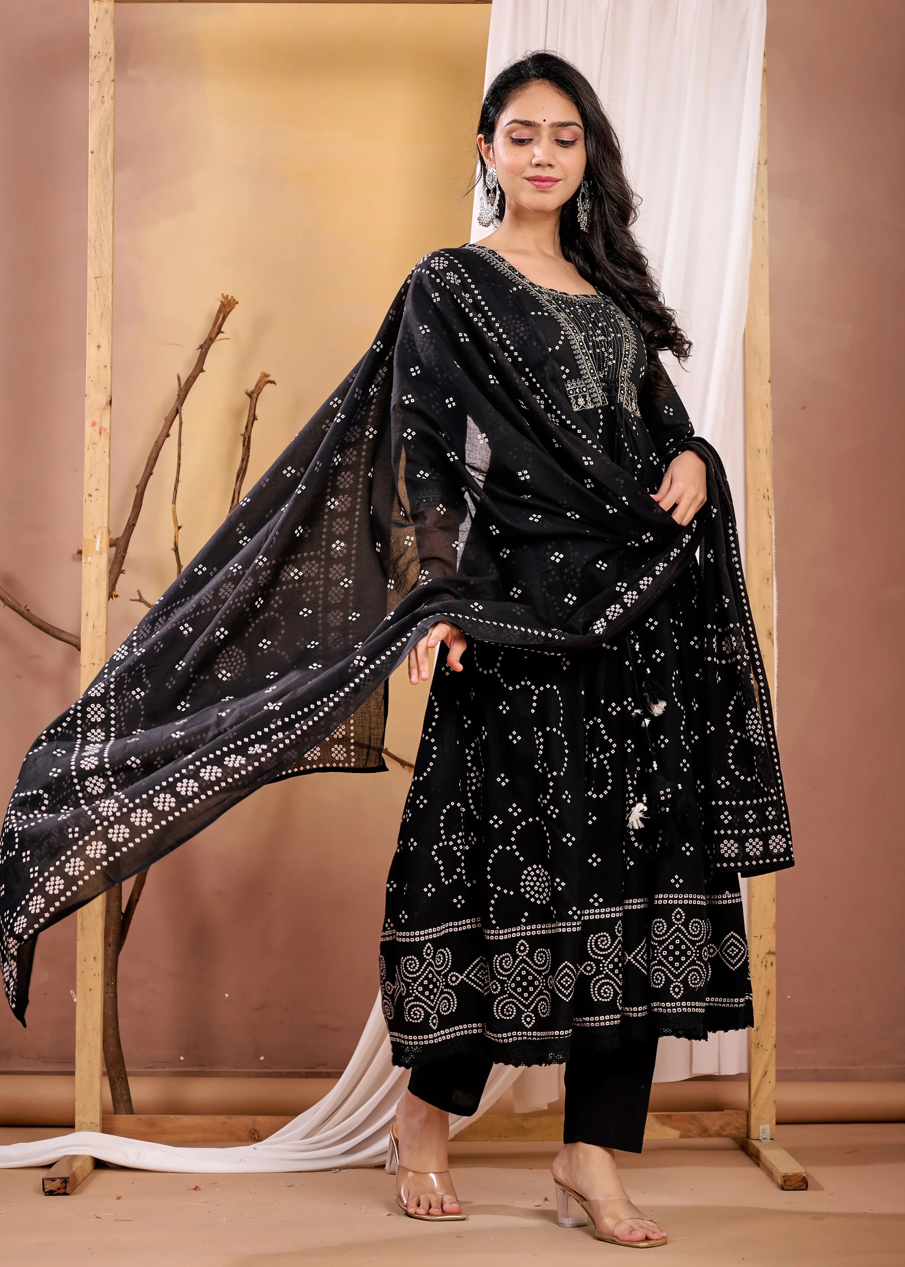Black Embroidered Bandhani Salwar Suit