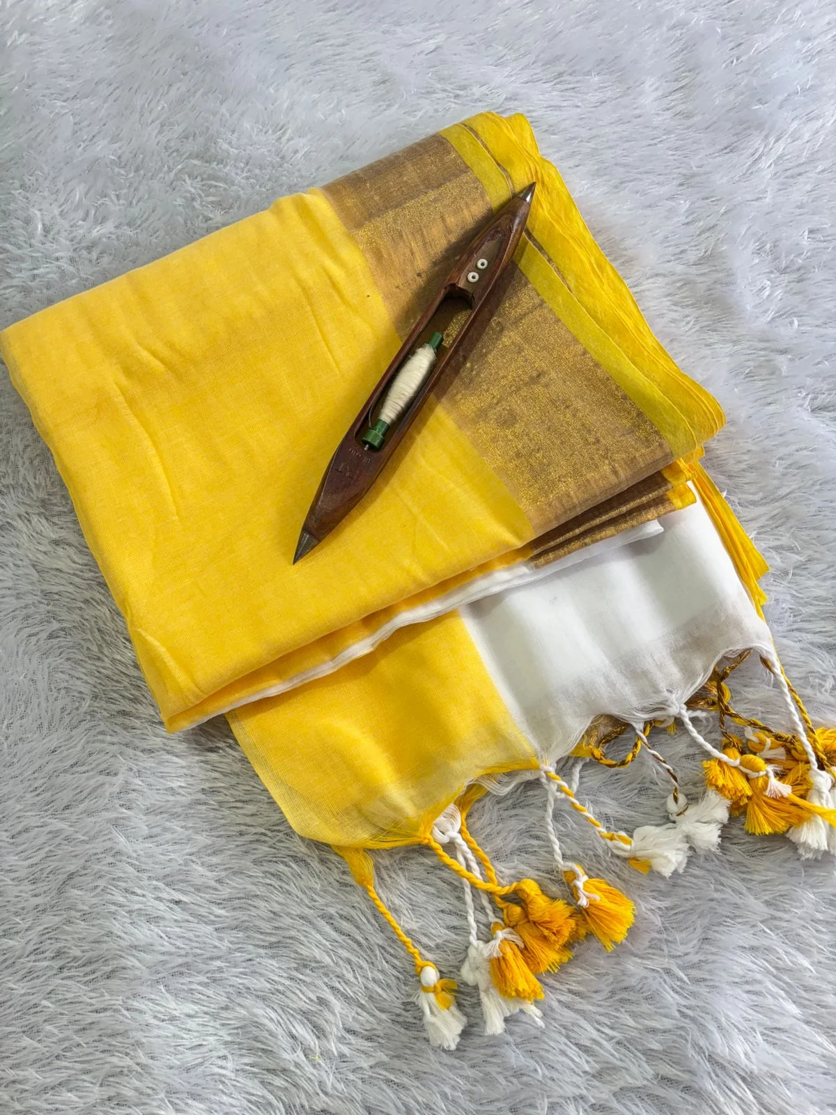White and Gold Kerala Kasavu Saree
