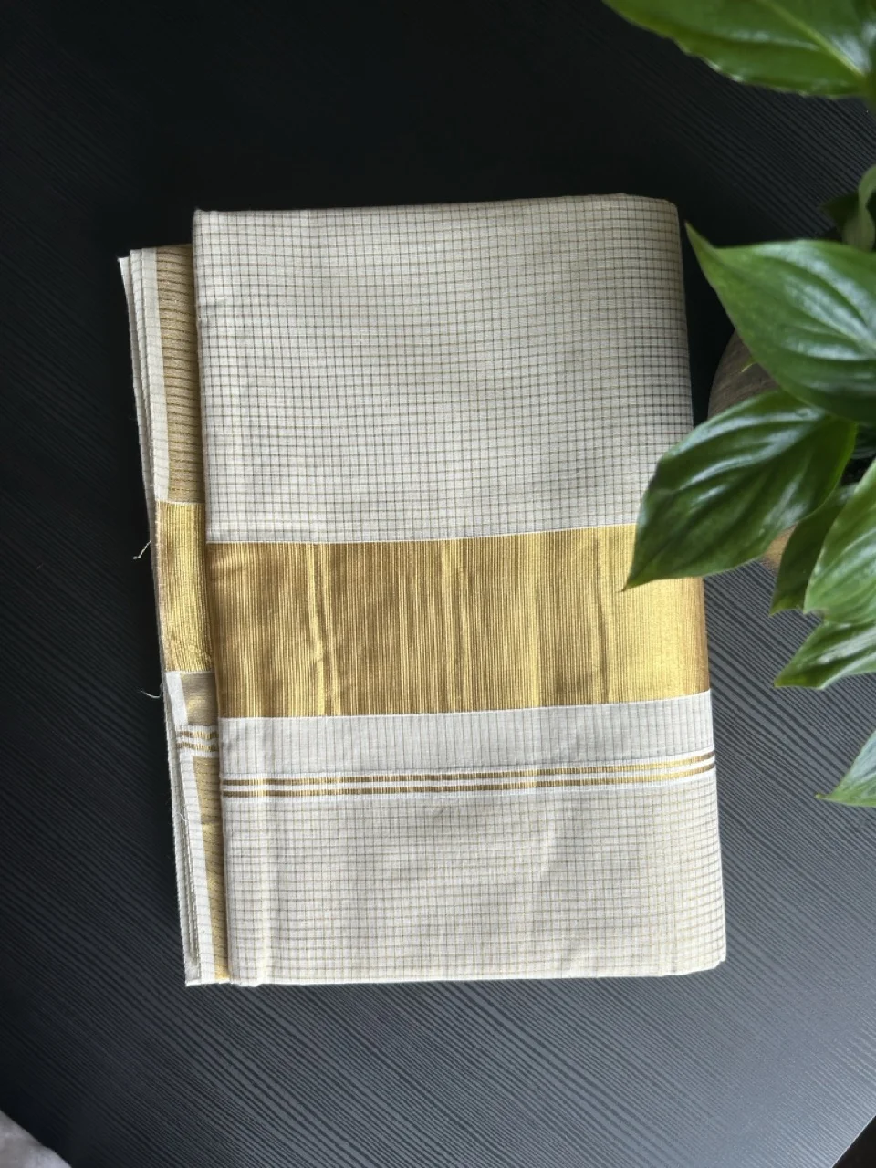 White and Gold Checked Kasavu Saree with Gold Zari Border