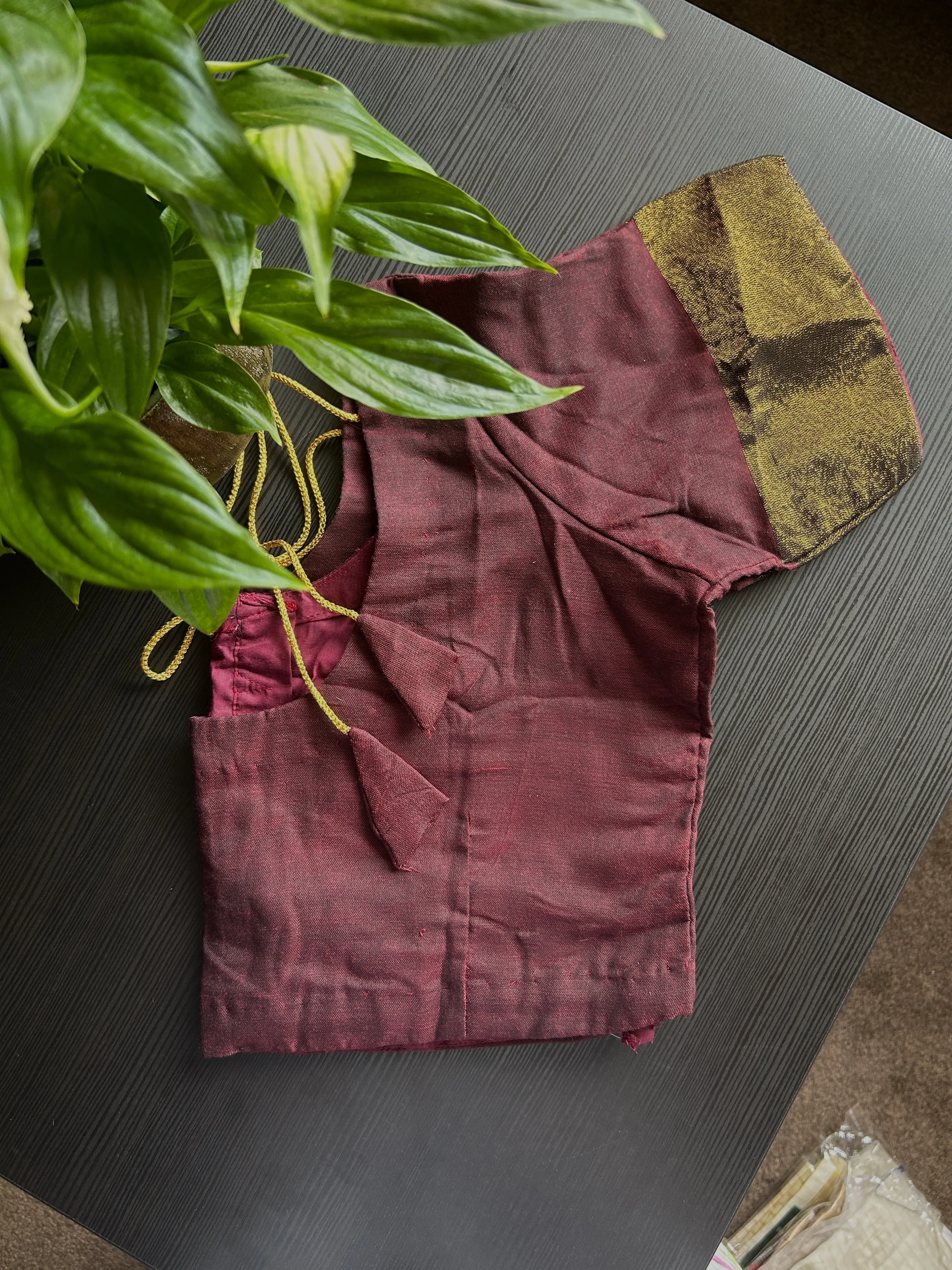  Maroon and Gold Kasavu Saree with Black Tassels and Stitched Blouse - Image 4