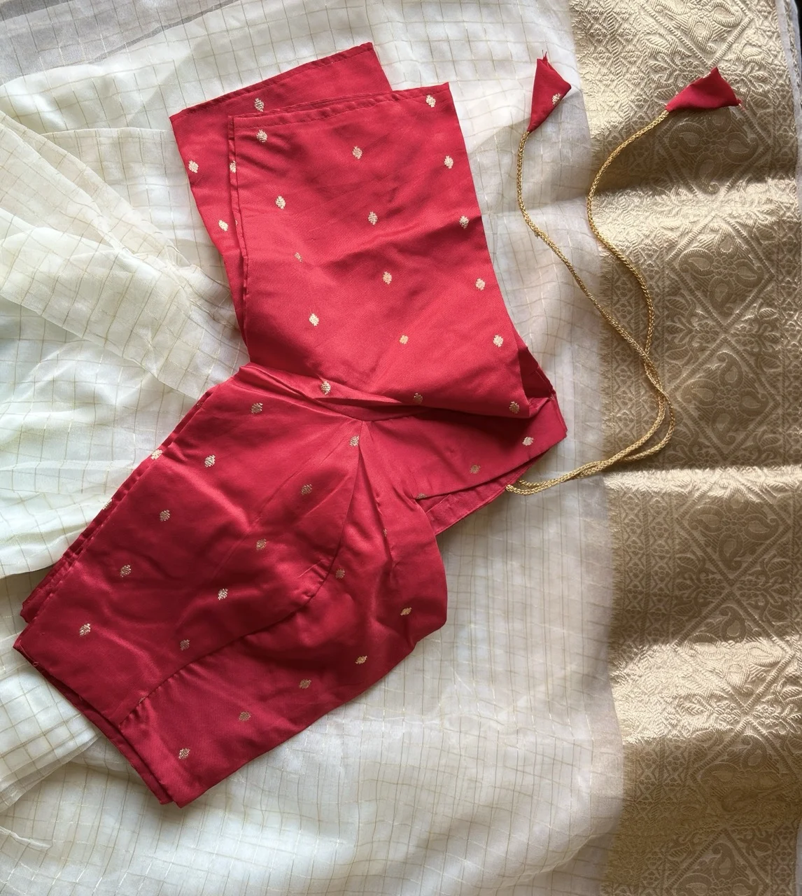 Red Brocade Blouse with Gold Diamond Motifs and White and Gold Brocade Skirt - Image 3