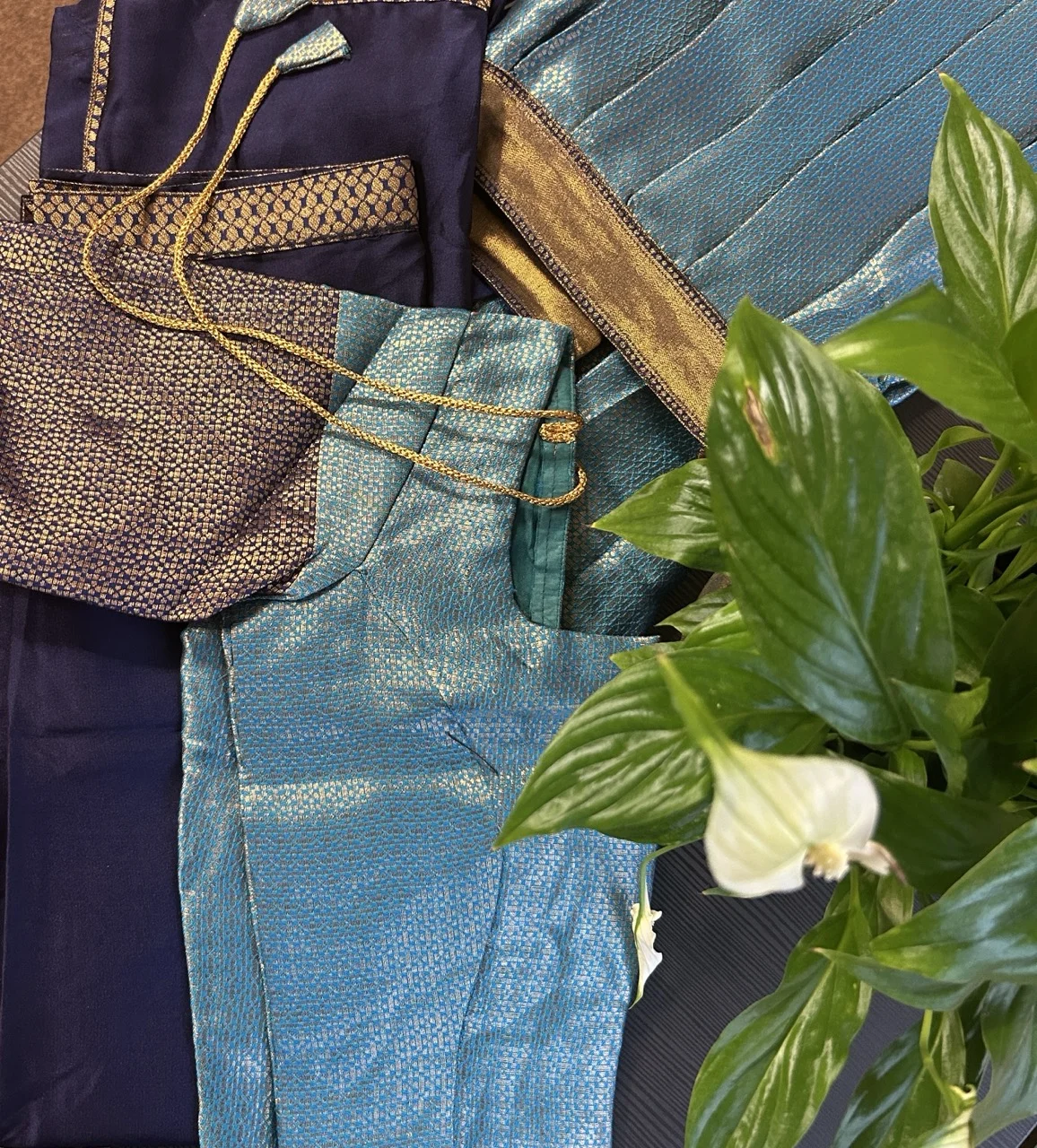 Teal Brocade Blouse with Navy Blue Skirt and Navy Blue Shawl (Dhavani Set)