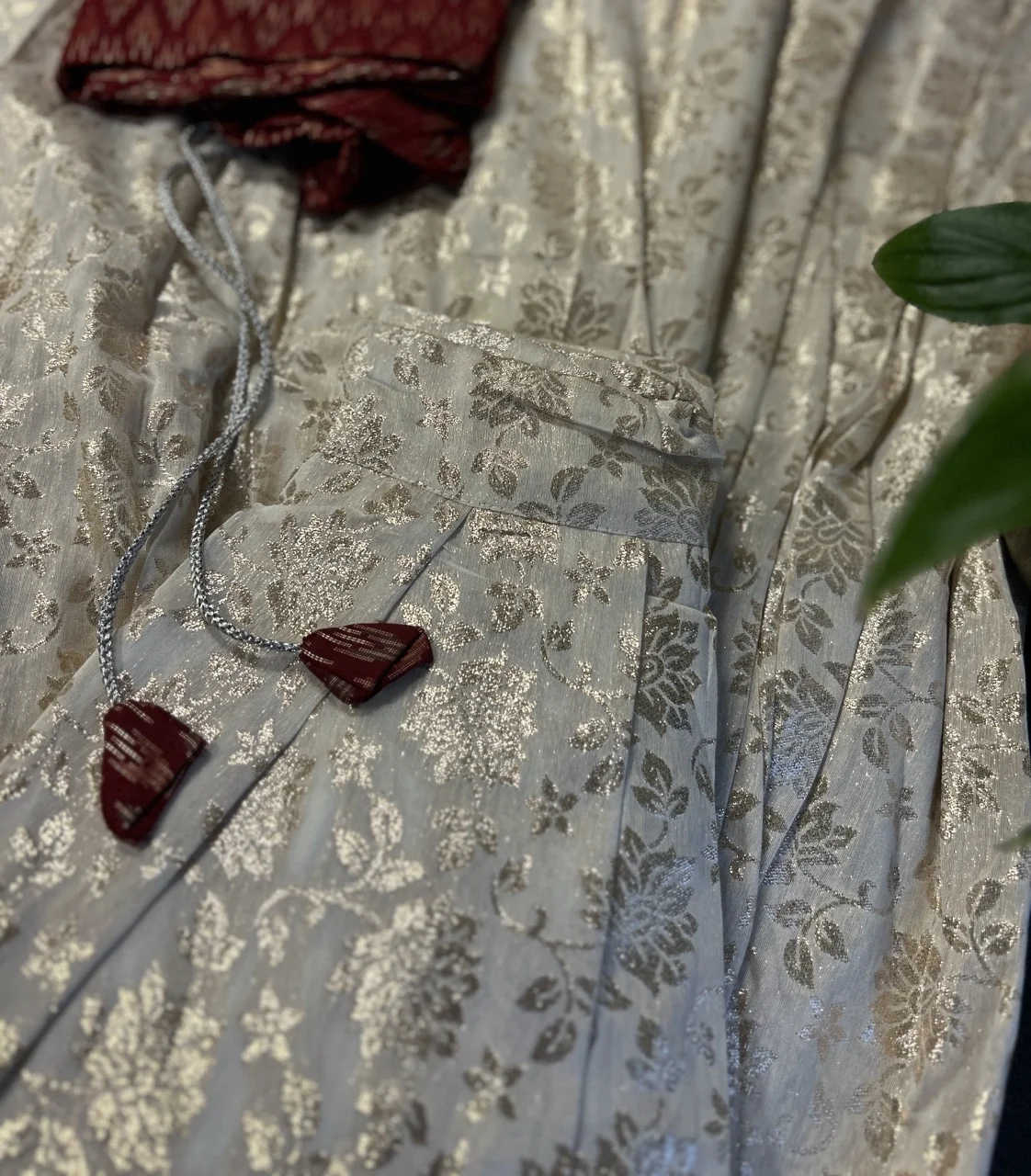 Red and Gold Ikat Patterned Blouse with Cream and Gold Floral Brocade Skirt - Image 3