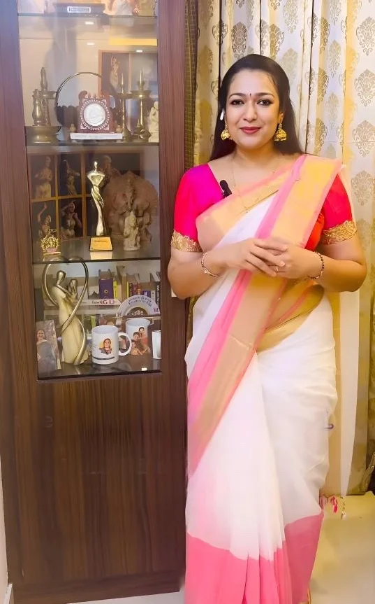 Pink Kasavu Saree with Gold Zari Border and Pink and White Tassels