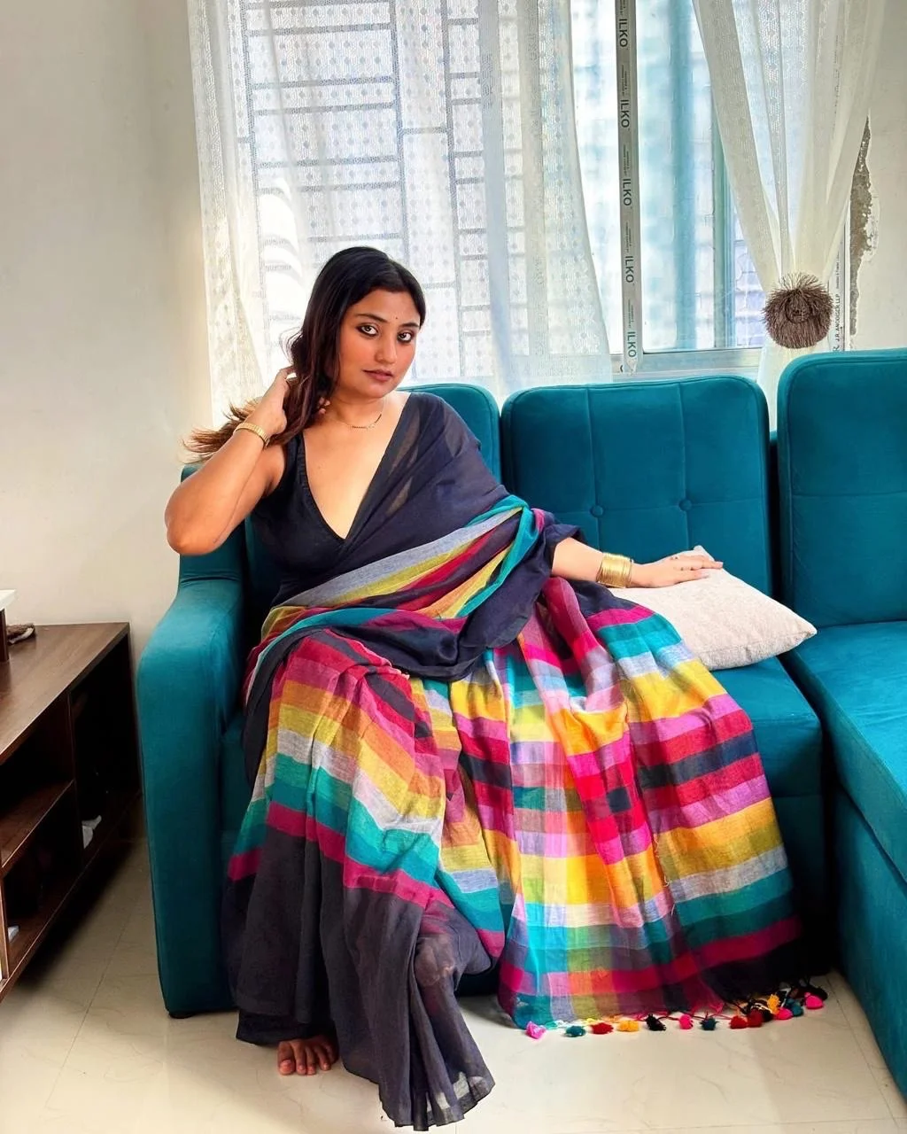 Black Saree with a Multi-colored Striped Pallu - Image 2