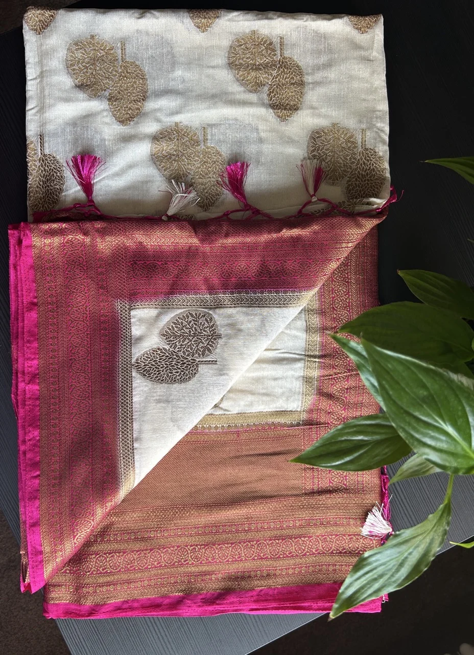 Magenta Pink Blouse and White and Brown Tree-Motif Saree with a Gold and Pink Brocade Border - Image 4