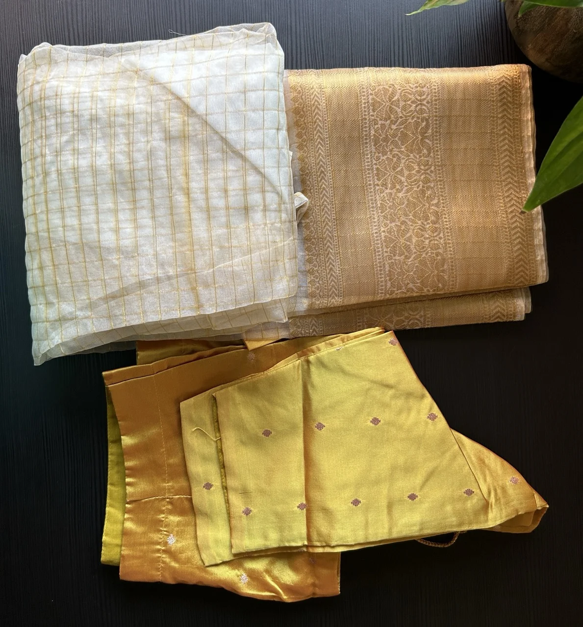 Golden Yellow Blouse with White Motifs and White and Gold Brocade Dhavani Set - Image 3