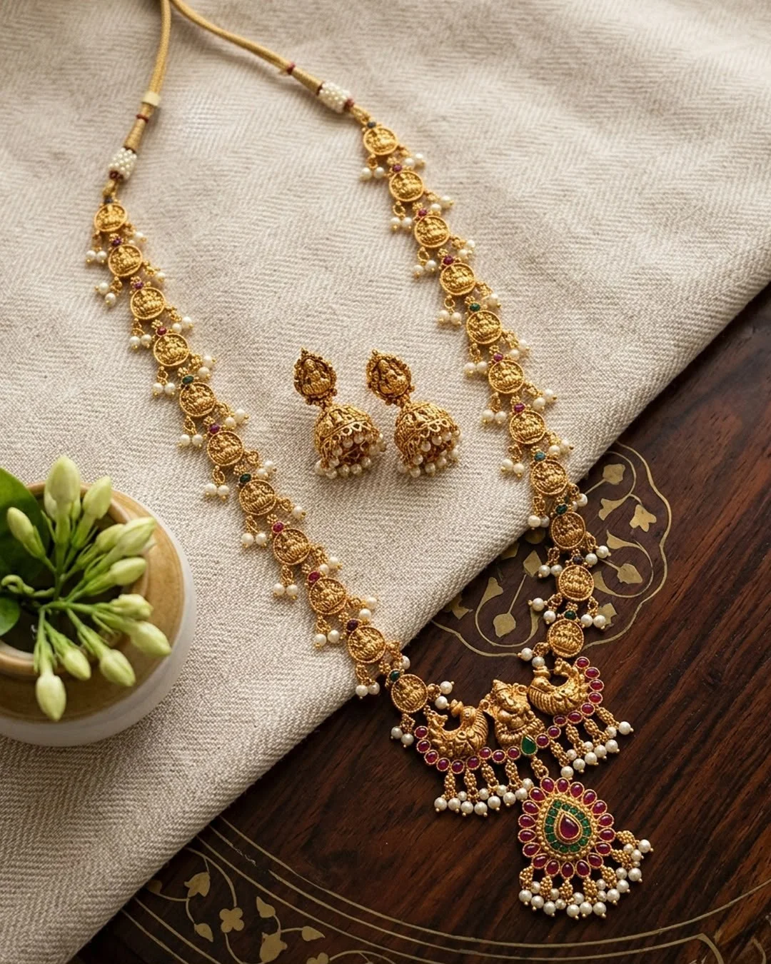 Temple Lakshmi Pearl Haram Set