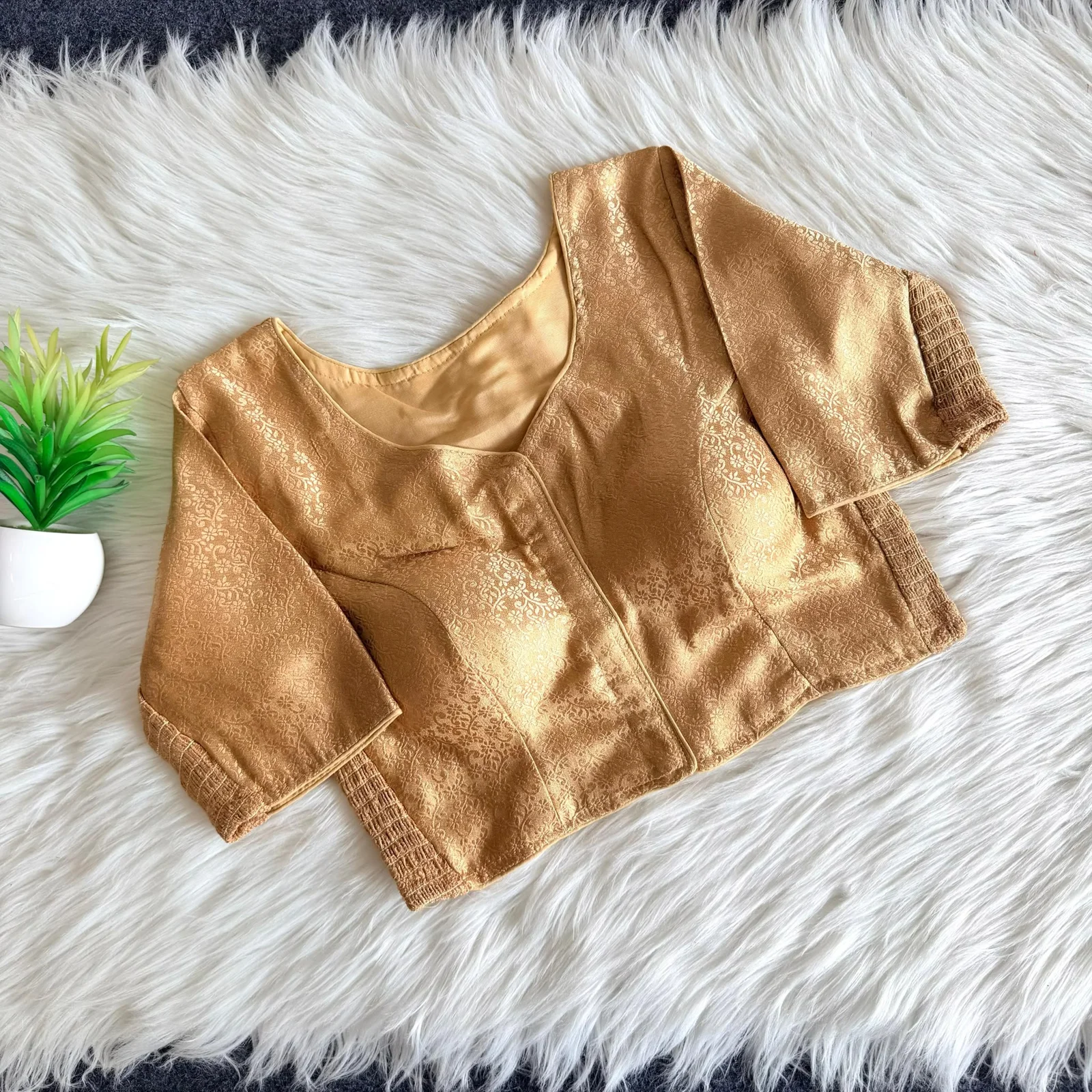 Stretchable Golden Beige Floral Bouquet Blouse